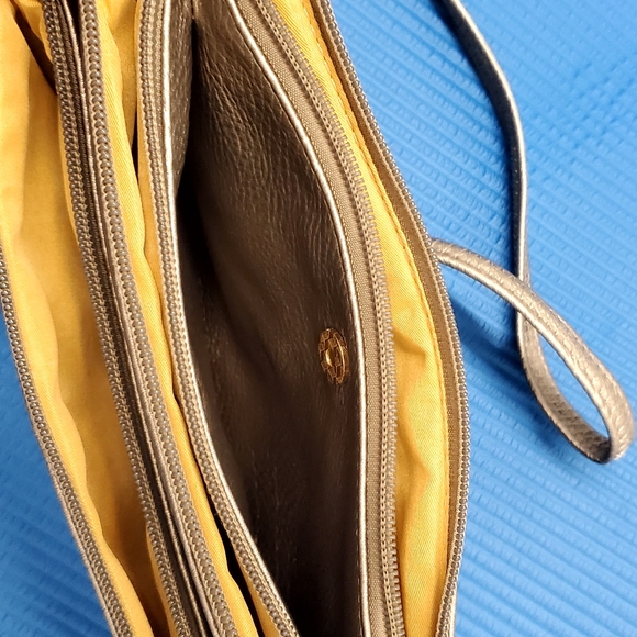 Vegan Tree of Life bronze metallic small purse - Picture 5 of 6